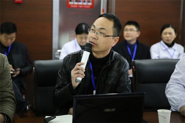 2-2沈杰院长汇报医共体工作情况.JPG